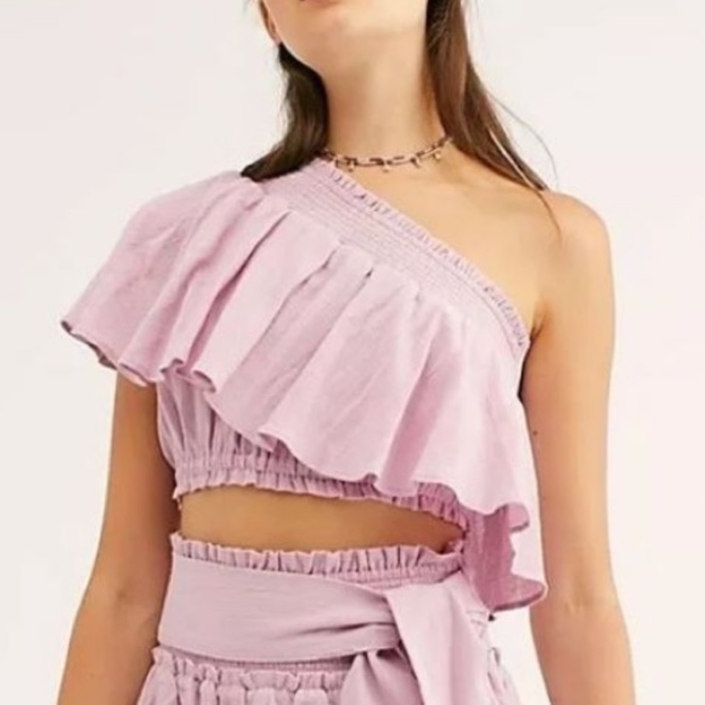 Free People set “Go For Drama” ruffle skirt and one shoulder top set lavender - Picture 2 of 9
